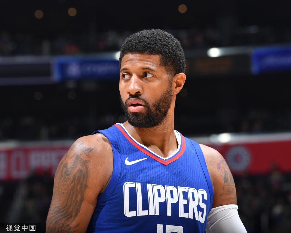 以及与球员 以及与球员