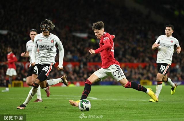 年轻球员更 年轻球员更